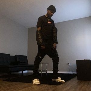 Meet your Posher, June